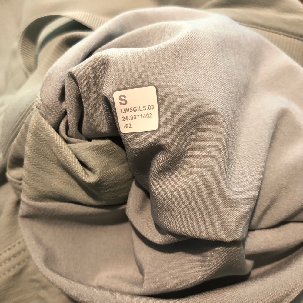 Lululemon NWOT Dance Studio Cargo Pants Palm Court Sage Green Small 4 6 - Picture 3 of 6